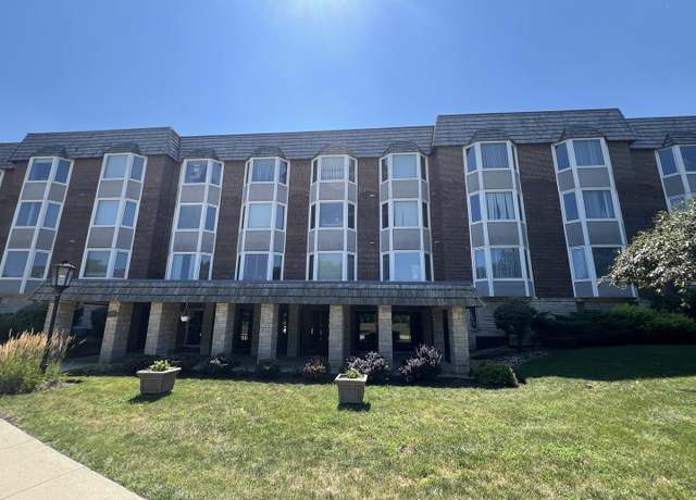 Property at 500 Thames Pkwy Unit 1F, Park Ridge, IL 60068, 2 beds, 2 baths