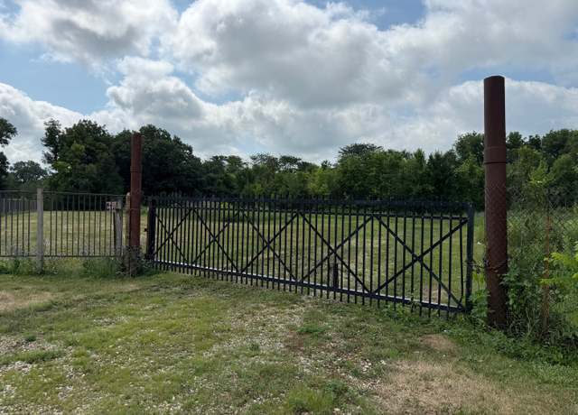 Property at 510 N Grove St, Farmer City, IL 61842