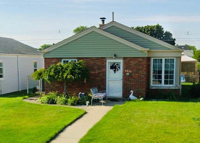 Property at 6537 W 60th Pl, Chicago, IL 60638, 2 beds, 1 bath