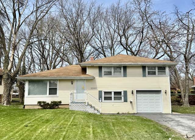 Property at 2540 Crescent Rd, Homewood, IL 60430, 4 beds, 2 baths