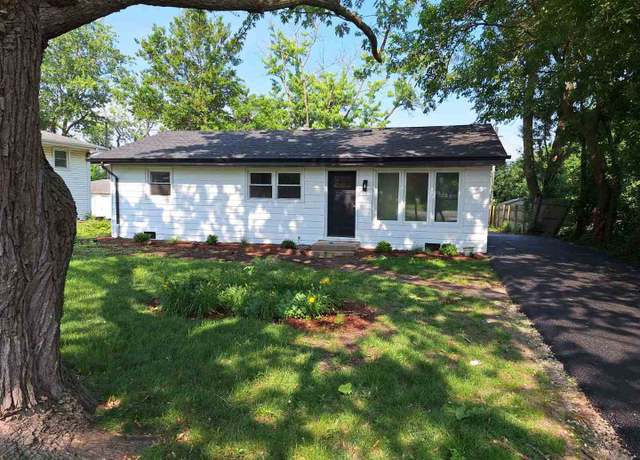 Property at 5841 Sunrise Ave, Clarendon Hills, IL 60514, 3 beds, 1 bath
