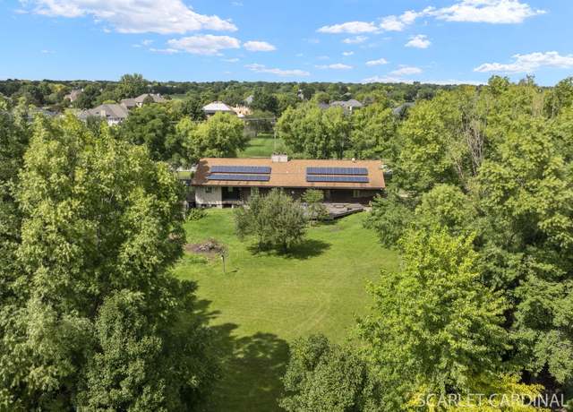 Property at 11110 Highland Dr, Naperville, IL 60564, 3 beds, 2 baths