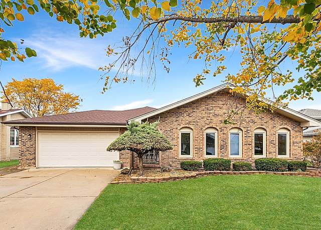 Property at 7624 Cashew Dr, Orland Park, IL 60462, 4 beds, 3 baths