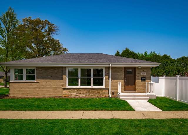 Property at 425 W Madison St, Elmhurst, IL 60126, 3 beds, 2 baths