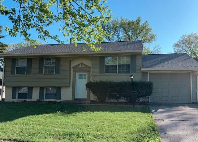 Property at 2007 E Vermont Ave, Urbana, IL 61802, 4 beds, 2 baths