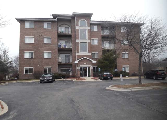 Property at 941 N Swift Rd #102, Addison, IL 60101, 2 beds, 2 baths