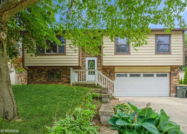 Property at 6407 Hillcrest Rd, Cary, IL 60013, 3 beds, 2 baths