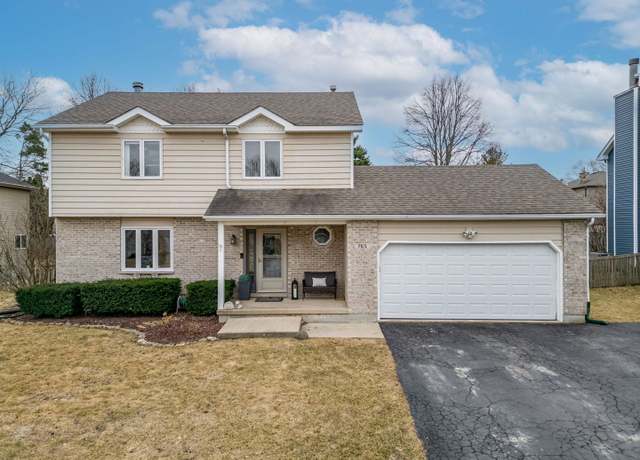 Property at 765 Lisa St, Woodstock, IL 60098, 3 beds, 2.5 baths