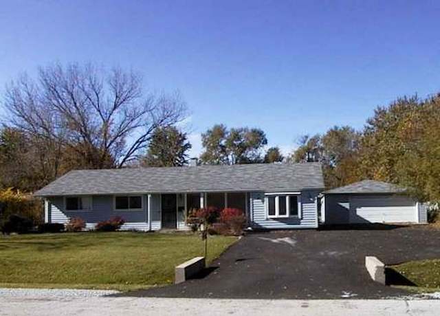 Property at 18310 Anthony Ave, Country Club Hills, IL 60478, 4 beds, 2 baths