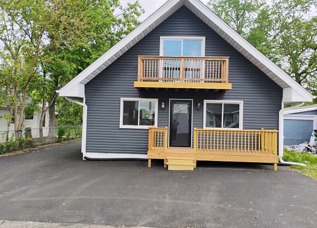 Property at 33695 N Lake Shore Dr, Grayslake, IL 60030, 3 beds, 2 baths