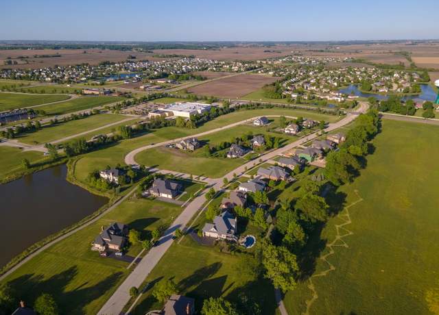 Property at 224 Whittemore Dr, Sycamore, IL 60178