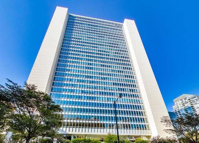Property at 500 W Superior St #612, Chicago, IL 60654, 3 beds, 2.5 baths