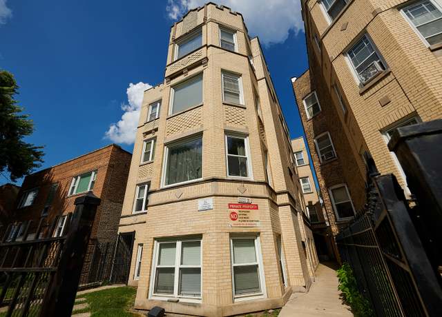 Property at 6333 N Francisco Ave #2, Chicago, IL 60659, 3 beds, 1 bath