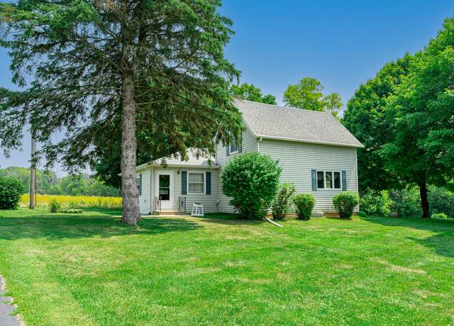 Property at 28234 Brickville Rd, Sycamore, IL 60178, 3 beds, 1 bath