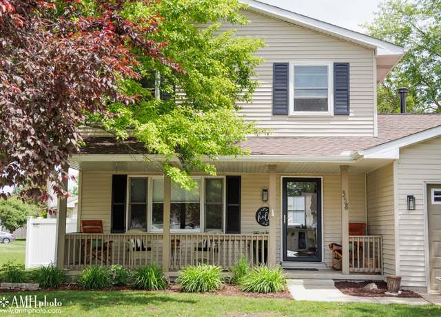 Property at 358 Princeton Ave, Bourbonnais, IL 60914, 3 beds, 2.5 baths
