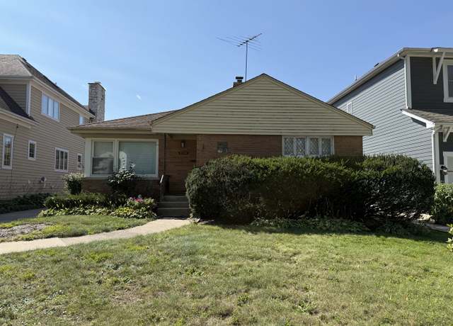 Property at 4444 Franklin Ave, Western Springs, IL 60558, 3 beds, 2 baths