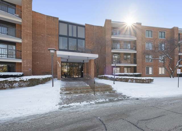 Property at 1415 E Central Rd Unit 421C, Arlington Heights, IL 60005, 3 beds, 2 baths