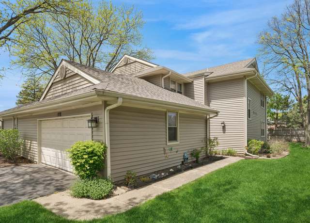 Property at 2806 Brindle Ct, Northbrook, IL 60062, 3 beds, 2.5 baths