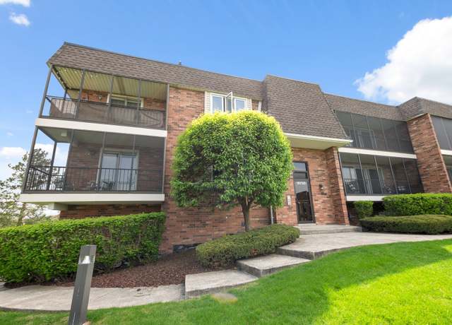 Property at 15725 Foxbend Ct Unit 1E, Orland Park, IL 60462, 3 beds, 2 baths