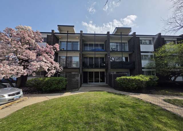 Property at 4710 Russett Ln #201, Skokie, IL 60076, 2 beds, 2 baths