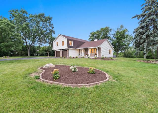 Property at 13456 W Red Coat Dr, Lemont, IL 60439, 4 beds, 3 baths