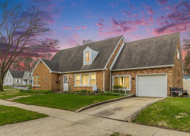 Property at 1400 Linden Rd, Homewood, IL 60430, 4 beds, 2 baths