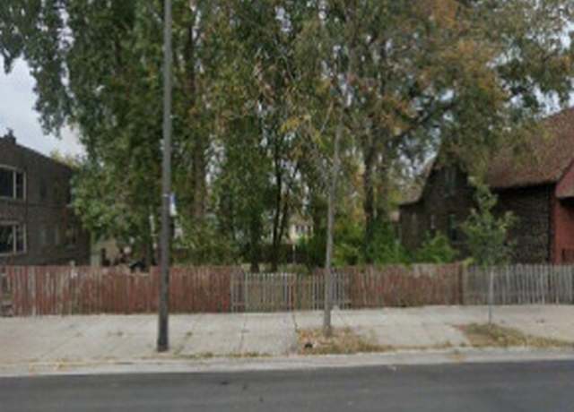 Property at 9727 S Ewing Ave, Chicago, IL 60617