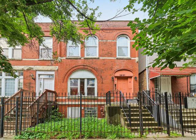 Property at 2631 W Monroe St, Chicago, IL 60612, 3 beds, 2 baths