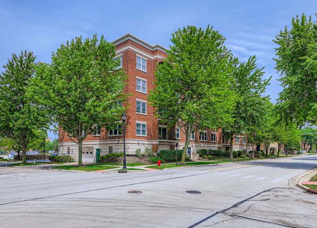 Property at 104 N Plum Grove Rd #203, Palatine, IL 60067, 2 beds, 2 baths