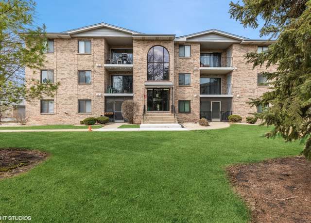 Property at 13308 W Circle Drive Pkwy #107, Crestwood, IL 60418, 2 beds, 2 baths