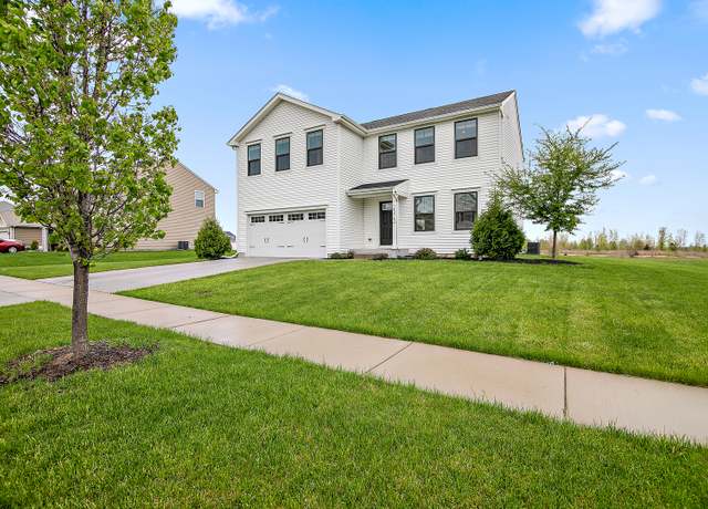 Property at 2375 Mulberry St, Bourbonnais, IL 60914, 4 beds, 2.5 baths