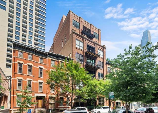 Property at 152 W Huron St #5, Chicago, IL 60654, 4 beds, 3.5 baths