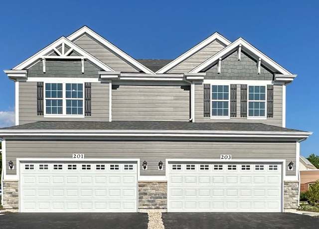 Property at 275 Charlestowne Lakes Dr, St. Charles, IL 60174, 3 beds, 2.5 baths