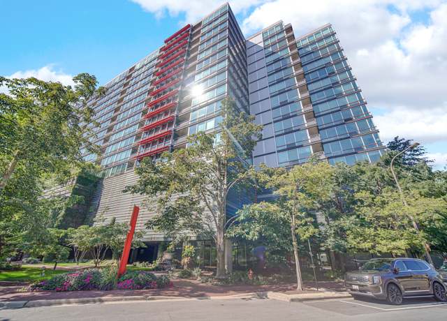 Property at 800 Elgin Rd #1210, Evanston, IL 60201, 2 beds, 2 baths