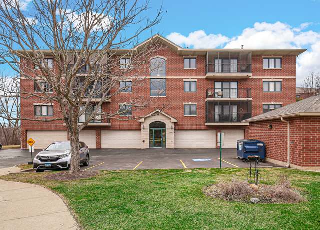 Property at 6860 W Winding Trl #404, Oak Forest, IL 60452, 2 beds, 2 baths