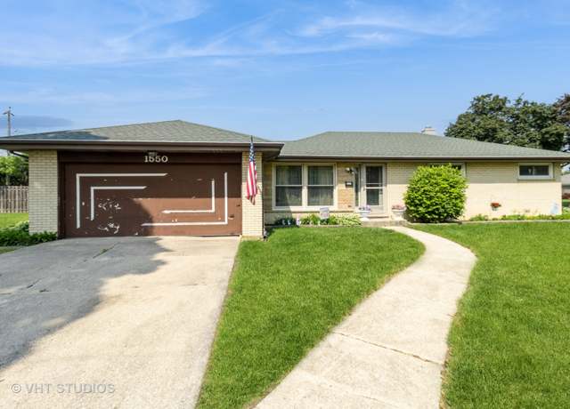 Property at 1550 Marshall Dr, Des Plaines, IL 60018, 3 beds, 1.5 baths