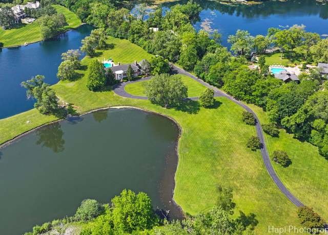 Property at 7 3 Lakes Rd, Barrington Hills, IL 60010, 5 beds, 6 baths