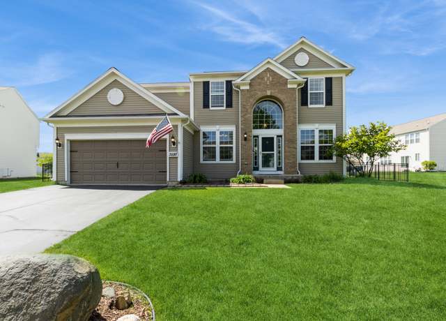 Property at 3597 Lexington Ln, Carpentersville, IL 60110, 4 beds, 2.5 baths