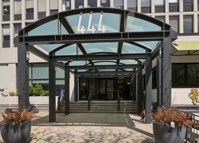 Property at 444 W Fullerton Pkwy #810, Chicago, IL 60614, 1 bed, 1 bath