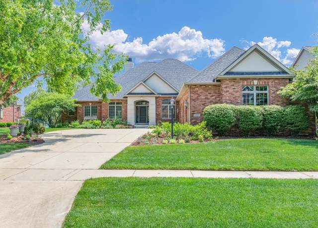 Property at 4905 Peifer Ln, Champaign, IL 61822, 5 beds, 3.5 baths