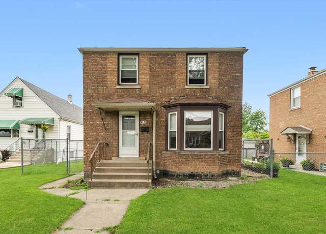 Property at 5220 S Natoma Ave, Chicago, IL 60638, 3 beds, 1.5 baths