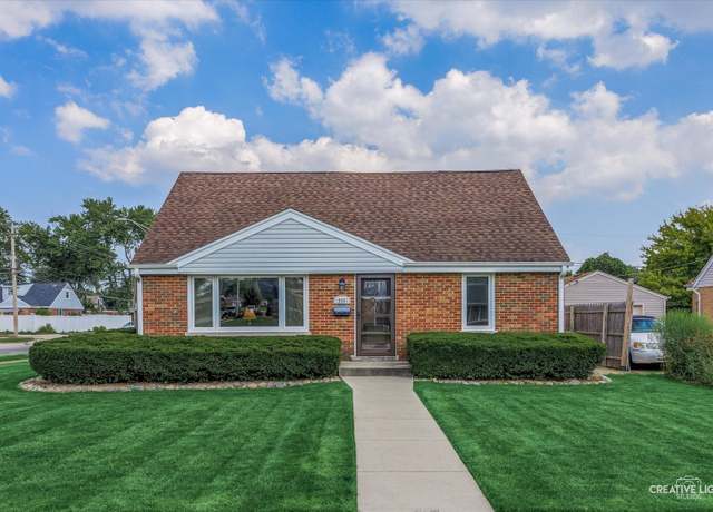 Property at 10901 Lyman Ave, Chicago Ridge, IL 60415, 3 beds, 2 baths