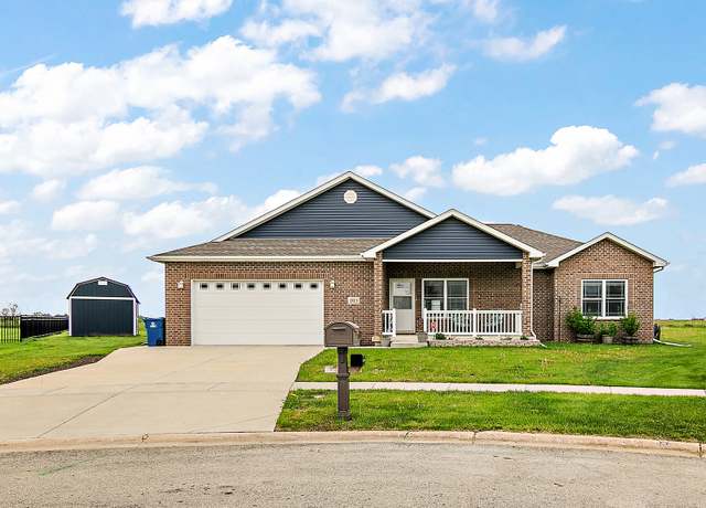 Property at 1815 Summerfield Ln, Bourbonnais, IL 60914, 4 beds, 2 baths
