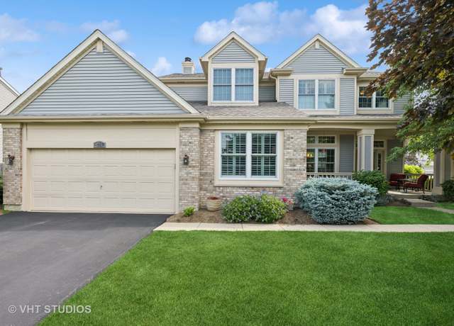 Property at 1755 Nashville Ln, Crystal Lake, IL 60014, 5 beds, 3 baths