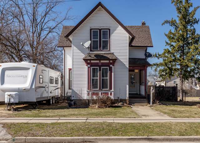Property at 610 E Pleasant St, Belvidere, IL 61008, 1 bed, 1 bath