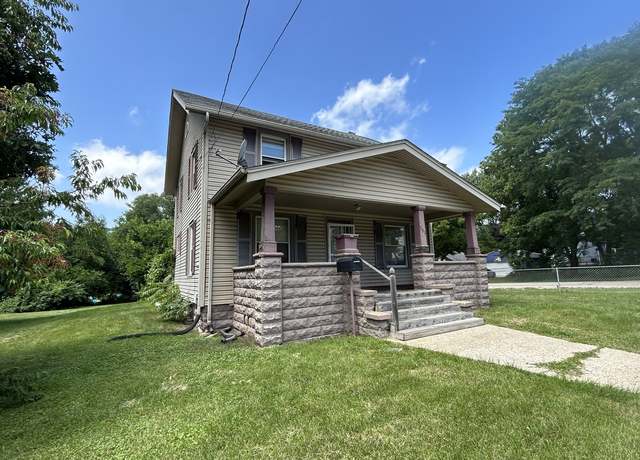 Property at 501 Pierpont Ave, Rockford, IL 61102, 3 beds, 1.5 baths