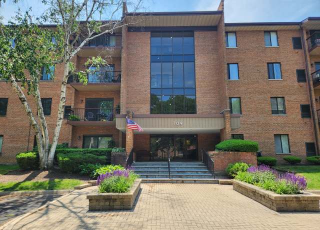 Property at 709 79th St #309, Darien, IL 60561, 3 beds, 2 baths