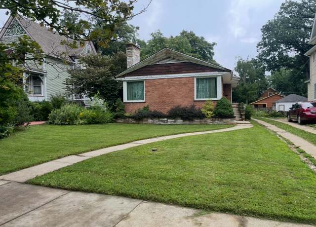 Property at 9745 S Vanderpoel Ave, Chicago, IL 60643, 4 beds, 2.5 baths