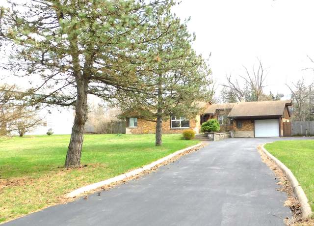 Property at 15 E 20th St, Lombard, IL 60148, 3 beds, 1.5 baths