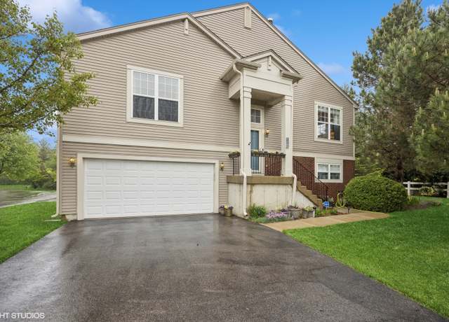 Property at 31786 N Pineview Blvd, Lakemoor, IL 60051, 2 beds, 3 baths